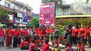 pemasangan-baliho-dirgahayu-pdip-ke-44-secara-serentak-di-karangasem